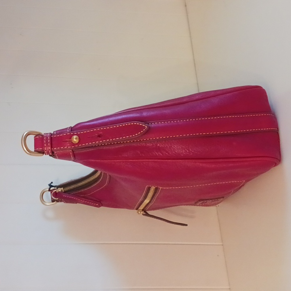 Dooney & Bourke Nwt Red Hobo Cross Body Bag. - Picture 3 of 13